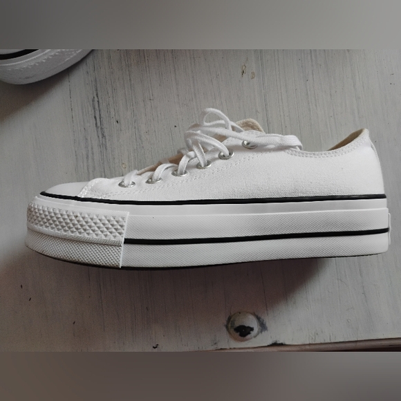 EUC Chuck All Star Lift Platform Converse - Picture 6 of 10